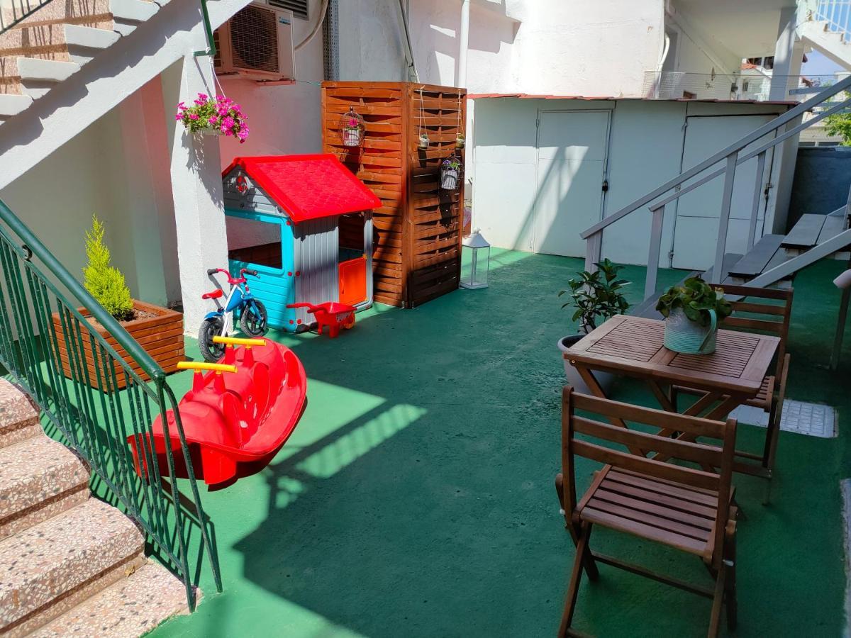 Dimitra's Апартаменты *